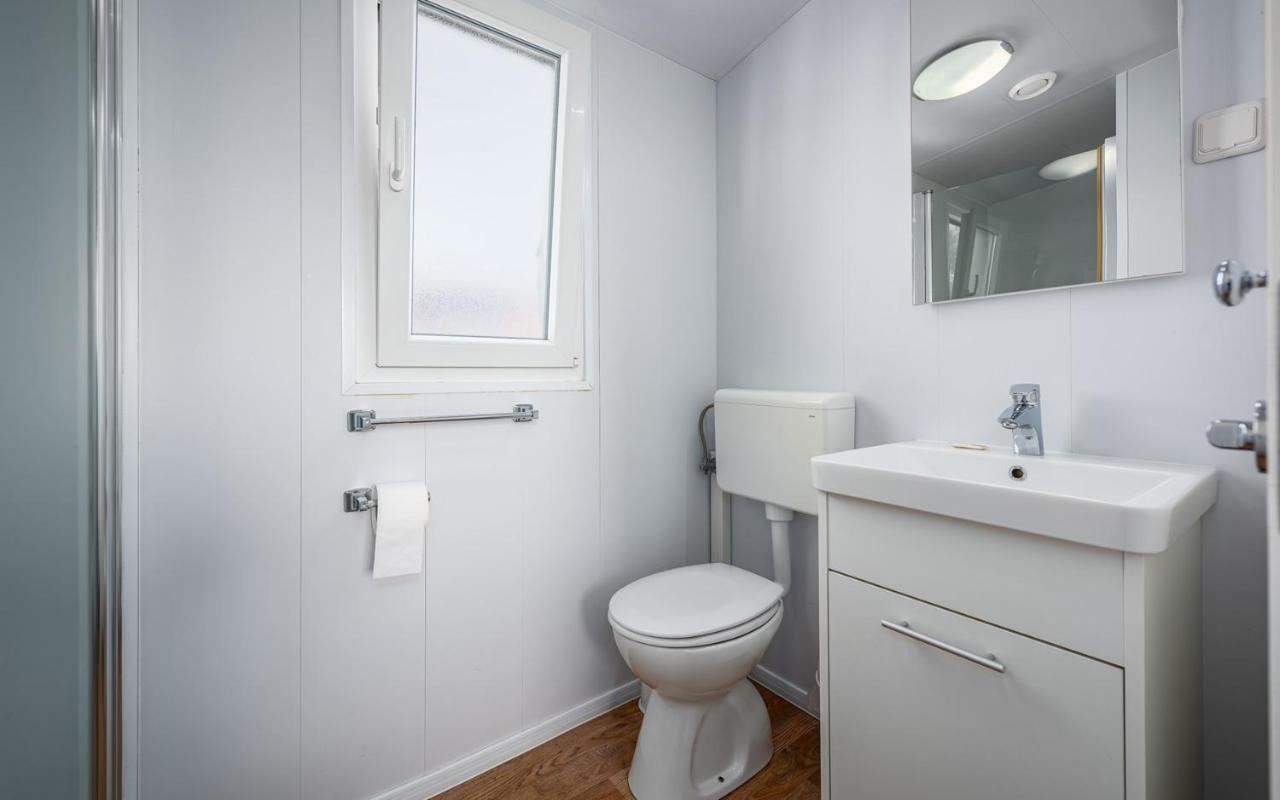 Panorama Mobile Homes In Camping Park Umag Room photo