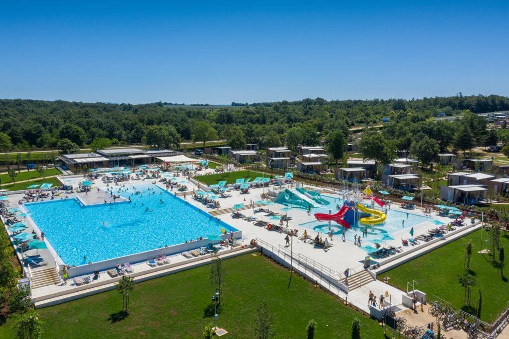 Panorama Mobile Homes In Camping Park Umag Exterior photo
